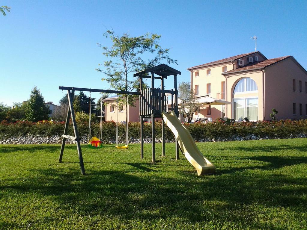 Agrialloggi La Palazzina Curtarolo Bilik gambar