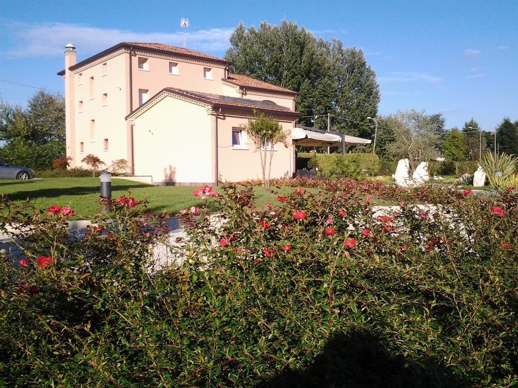 Agrialloggi La Palazzina Curtarolo Bilik gambar